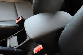 2013款起亚狮跑2.0L