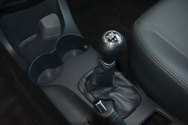 2013款起亚狮跑2.0L