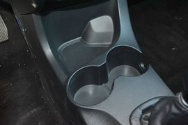 2013款起亚狮跑2.0L