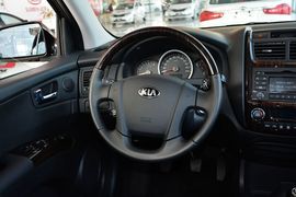 2013款起亚狮跑2.0L