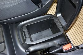 2011款江淮瑞风2.0L穿梭汽油舒适版HFC4GA3