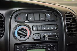 2011款江淮瑞风2.0L穿梭汽油舒适版HFC4GA3