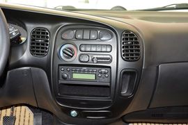 2011款江淮瑞风2.0L穿梭汽油舒适版HFC4GA3