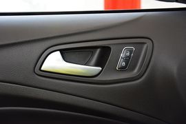 2015款福特翼虎2.0L