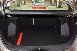 2015款绅宝D20三厢1.3L手动乐天版