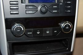 2015款绅宝D20三厢1.3L手动乐天版