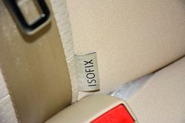 2015款绅宝D20三厢1.3L手动乐天版