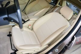 2015款绅宝D20三厢1.3L手动乐天版