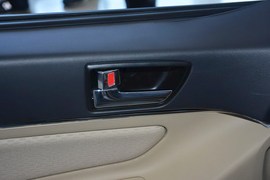 2015款绅宝D20三厢1.3L手动乐天版