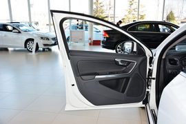 2015款沃尔沃V60