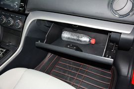 2015款马自达睿翼2.0L手自一体精英版