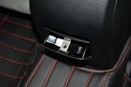 2015款马自达睿翼2.0L手自一体精英版