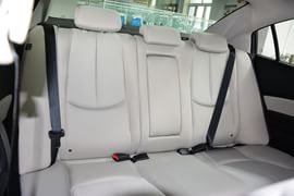2015款马自达睿翼2.0L手自一体精英版