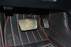 2015款马自达睿翼2.0L手自一体精英版