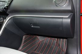 2015款马自达睿翼2.0L手自一体精英版