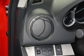 2015款马自达睿翼2.0L手自一体精英版