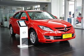 2015款马自达睿翼2.0L手自一体精英版