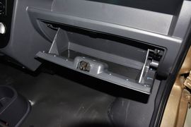 2014款北汽威旺306