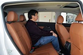2015款起亚智跑2.0L自动两驱版GLS到店实拍
