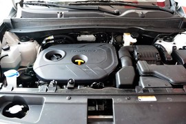 2015款起亚智跑2.0L自动两驱版GLS