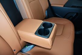 2015款起亚智跑2.0L自动两驱版GLS