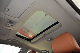 2015款起亚智跑2.0L自动两驱版GLS