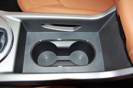 2015款起亚智跑2.0L自动两驱版GLS