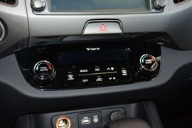2015款起亚智跑2.0L自动两驱版GLS