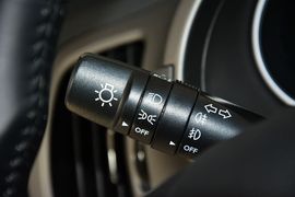 2015款起亚智跑2.0L自动两驱版GLS