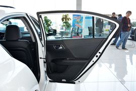 2014款本田雅阁2.0EX豪华版