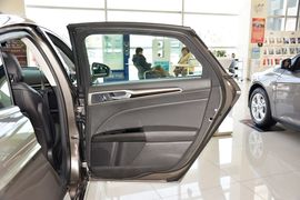 2013款福特蒙迪欧2.0L