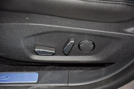 2013款福特蒙迪欧2.0L