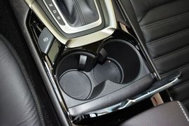 2013款福特蒙迪欧2.0L