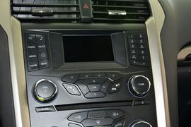 2013款福特蒙迪欧2.0L