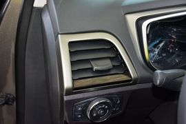 2013款福特蒙迪欧2.0L