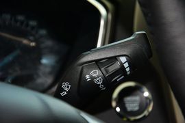 2013款福特蒙迪欧2.0L