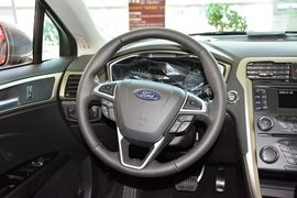 2013款福特蒙迪欧2.0L