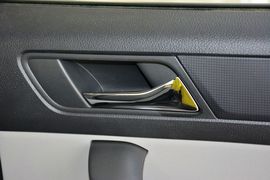 2015款斯柯达昕锐1.6L手动智选型
