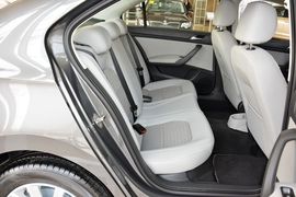 2015款斯柯达昕锐1.6L手动智选型