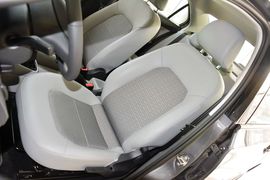 2015款斯柯达昕锐1.6L手动智选型