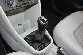 2015款斯柯达昕锐1.6L手动智选型