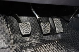 2014款哈弗H6运动版1.5T手动两驱精英型