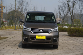   2015款华颂7 2.0T自动旗舰型试驾实拍