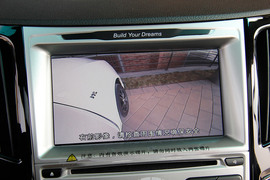 2015款比亚迪速锐外出试驾