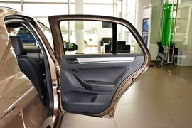 2014款大众宝来1.6L自动舒适型