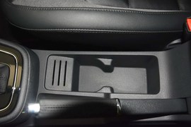 2014款大众宝来1.6L自动舒适型