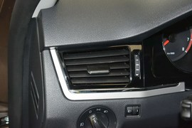 2014款大众宝来1.6L自动舒适型