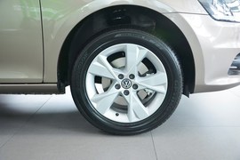 2014款大众宝来1.6L自动舒适型