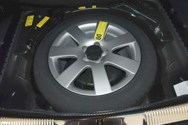 2012款大众辉腾3.6L尊享定制型