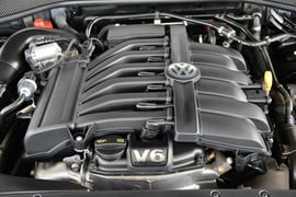 2012款大众辉腾3.6L尊享定制型